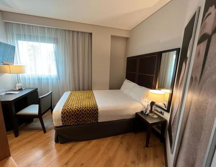 ยูโรสตาร์ส์ โมนูเมนทัล Hotel บาร์เซโลนา ห้อง รูปภาพ